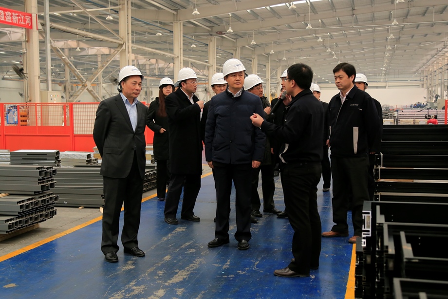 北京市委常委、宣傳部長(zhǎng)李偉一行蒞臨江河創(chuàng)建專題調(diào)研